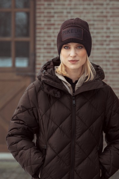 Bonnet Selection 26