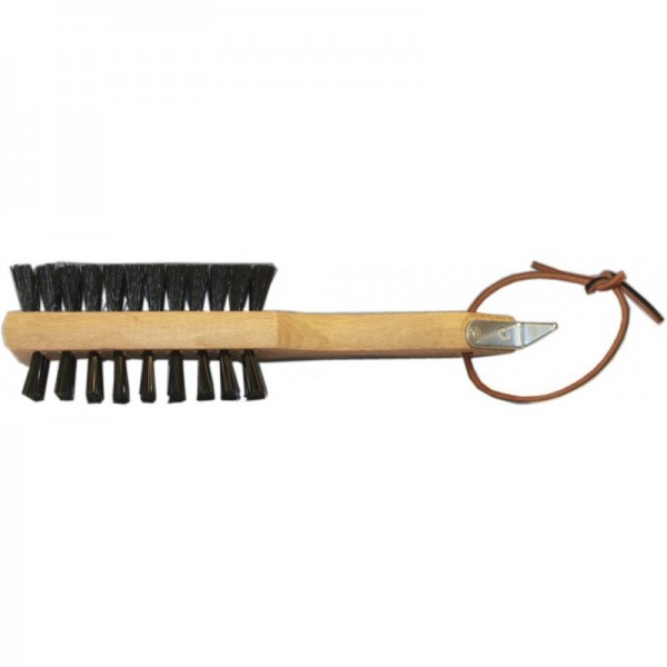 Cure pied brosse