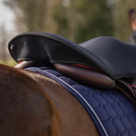 Dessus de selle à memoire de forme