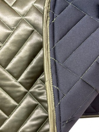 Tapis de selle Glossy